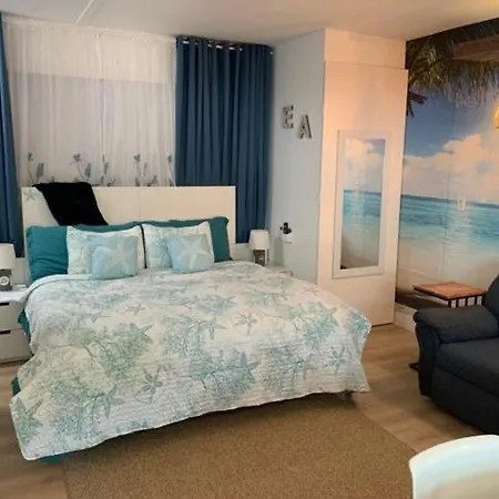 Private Studio 5 Min From Beach-3
